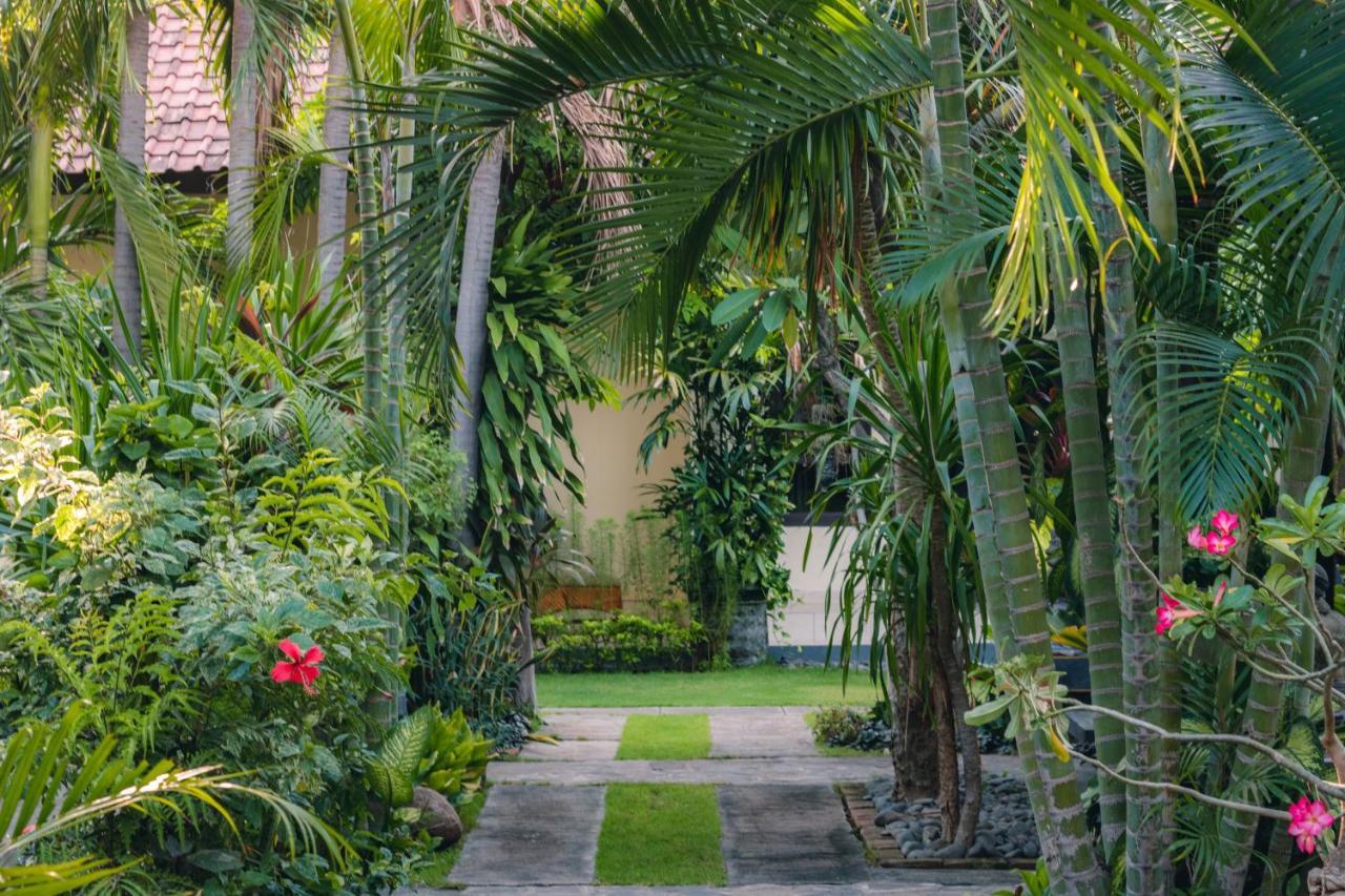 Giri Sari Guest House Pemuteran  Exterior photo