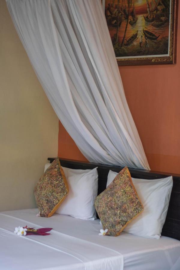 Giri Sari Guest House Pemuteran  Exterior photo