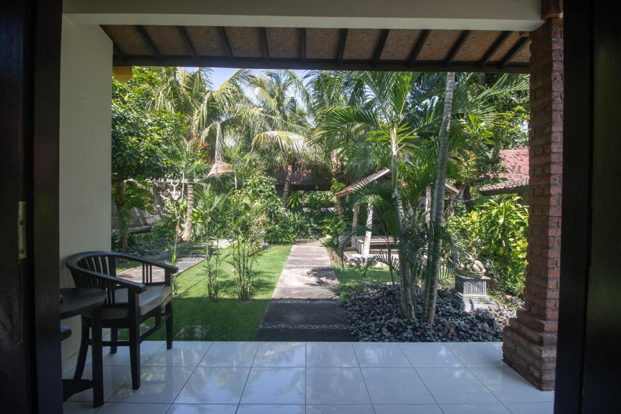 Giri Sari Guest House Pemuteran  Exterior photo